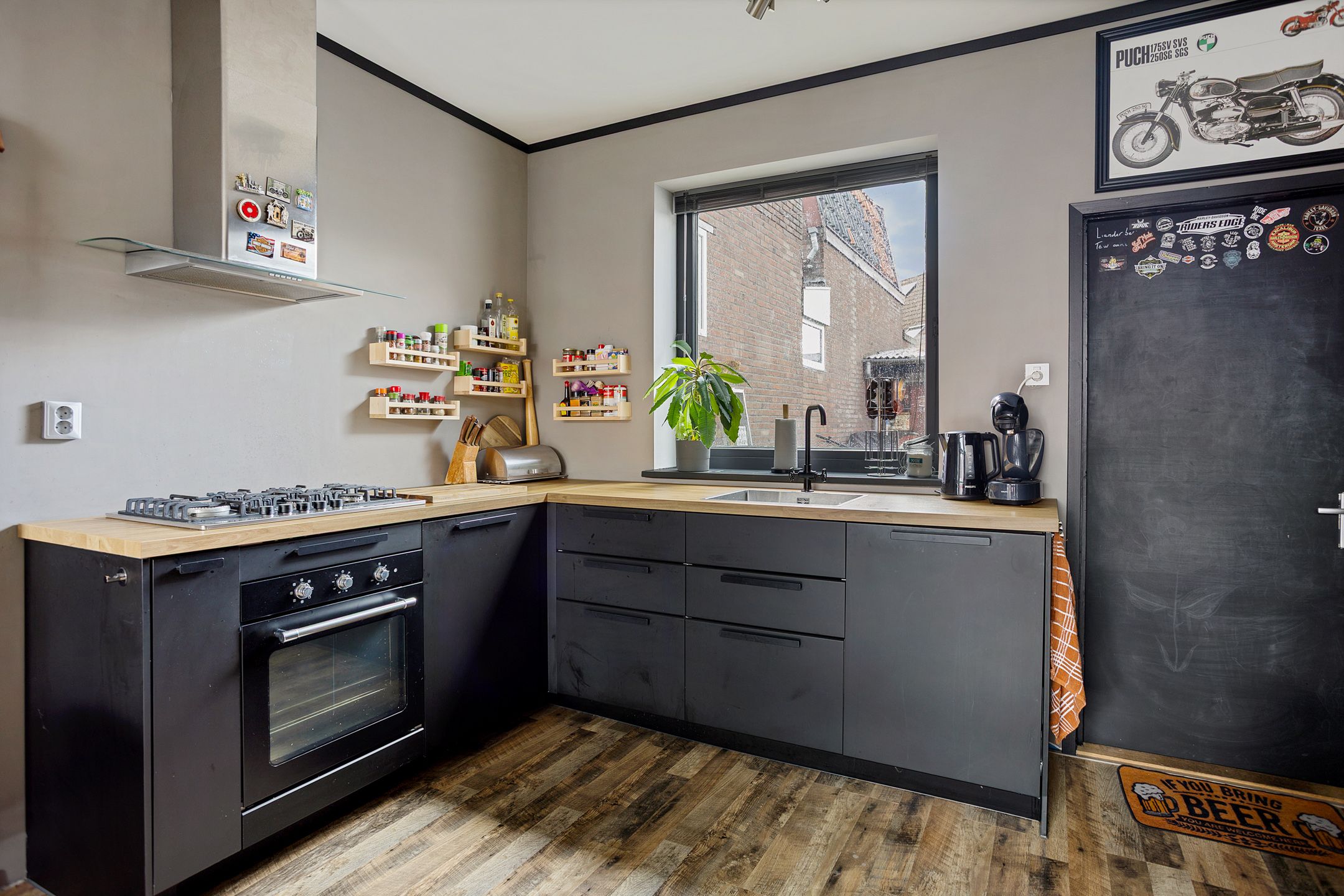 Photo 12 of Molenstraat 46