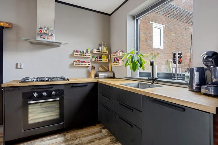 Hoekwoning te koop: Molenstraat 46, Den Helder