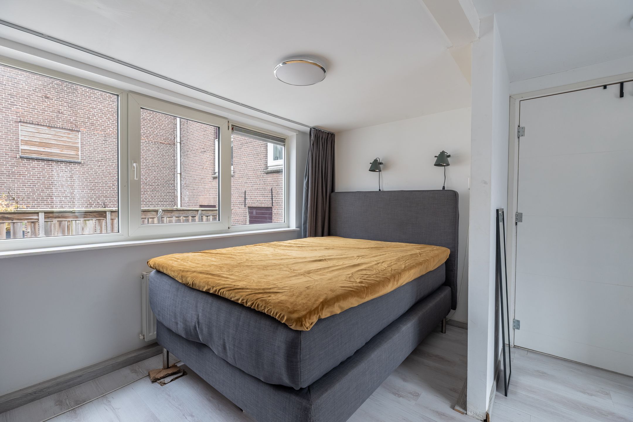 Photo 12 of Achterstraat 21-C