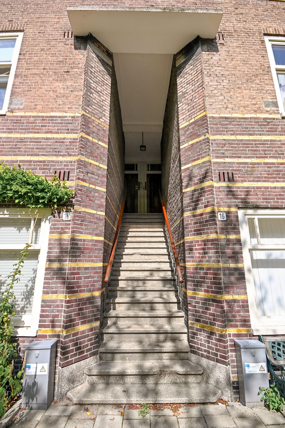 Foto 47 van Milletstraat 18-2