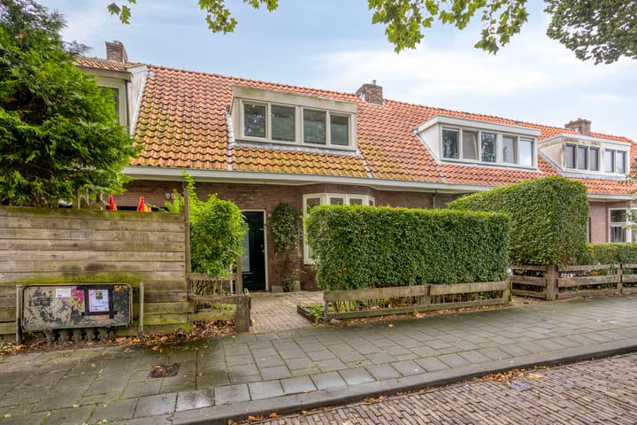 Tussenwoning te koop: Tjerk Hiddesstraat 52, Leeuwarden