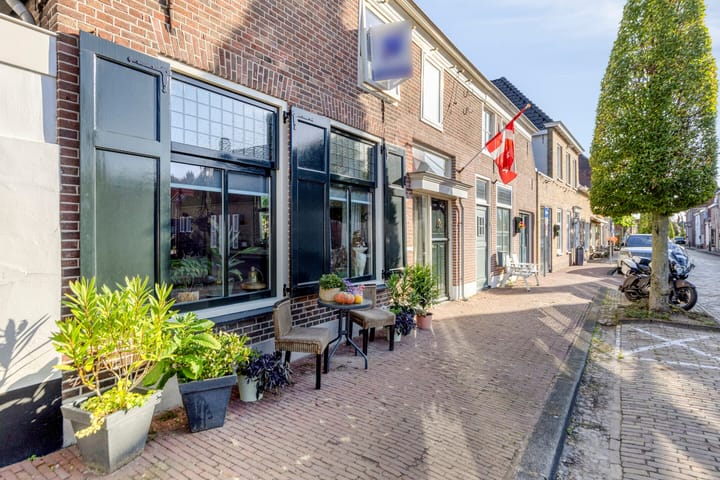 Foto 5 van Bisschopstraat 21