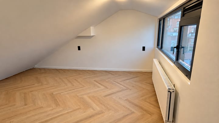 Photo 5 of Leliestraat 16-B