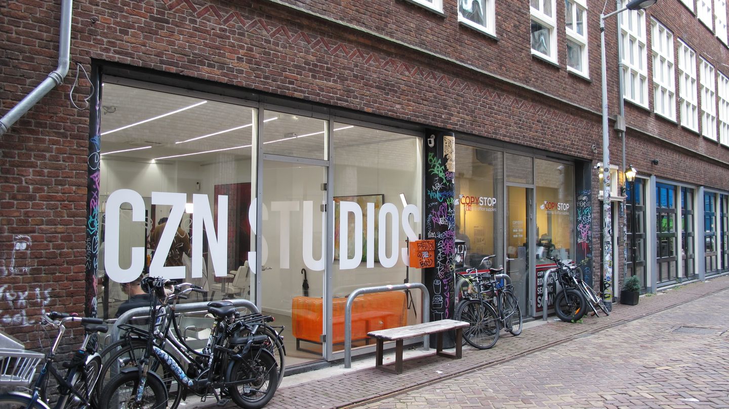 Bekijk foto 2 van Wijdesteeg 3-A