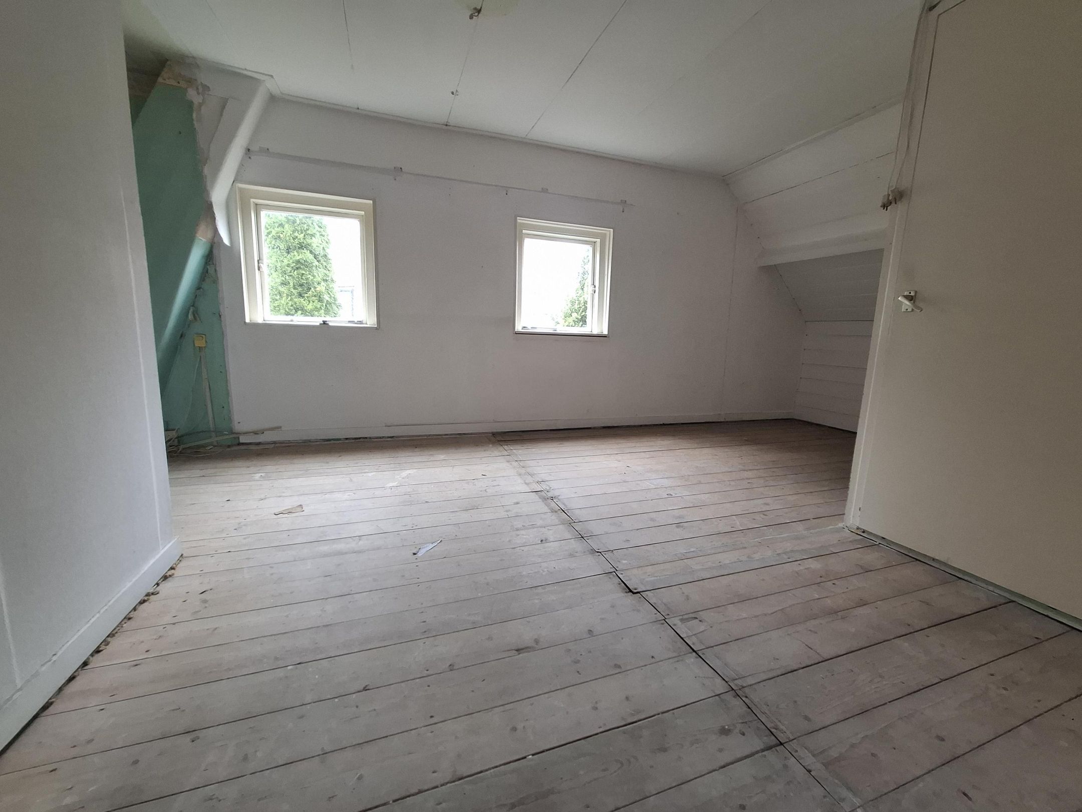 Photo 15 of Van Hardenbroekstraat 33
