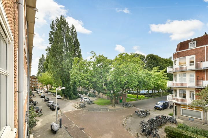 Appartement te koop: Solebaystraat 66-1, Amsterdam