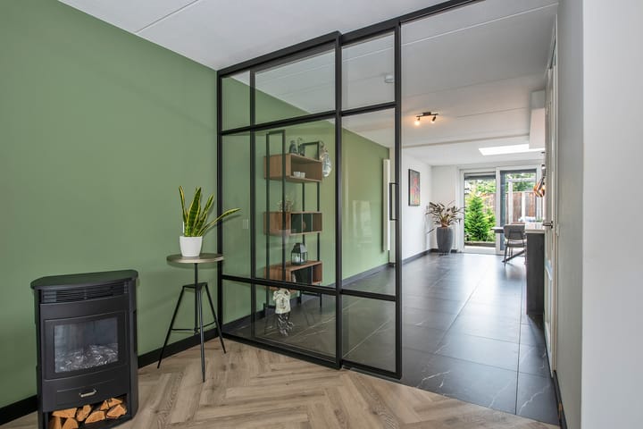 Tussenwoning te koop: Mariëndaal 109, Enschede