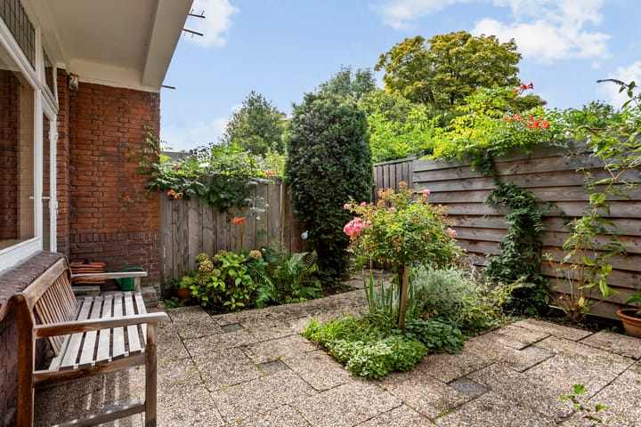 Tussenwoning te koop: Jozef Israëlslaan 50, Rijswijk (Zh)