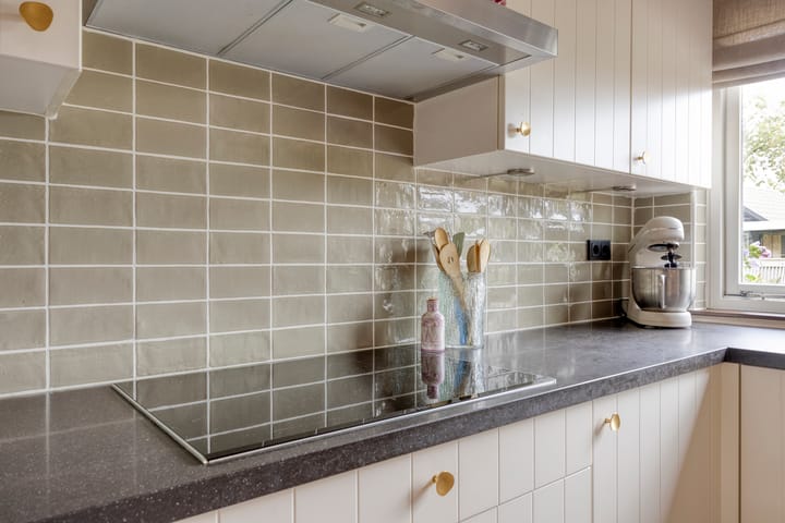 Tussenwoning te koop: Geerhof 16, Horssen