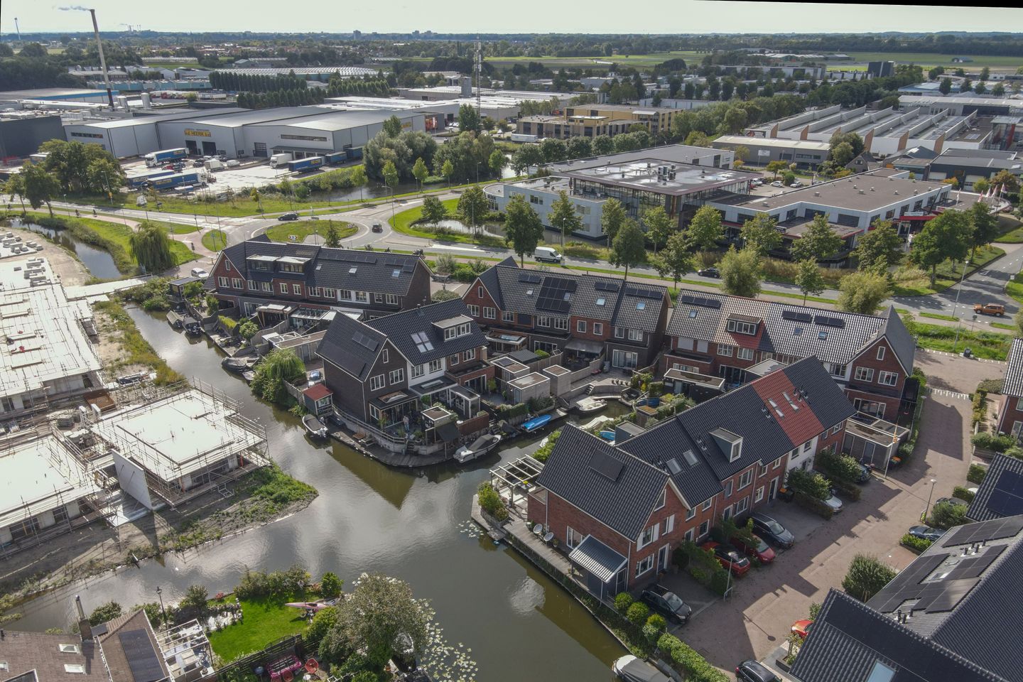 Photo 35 of Westeinde 37