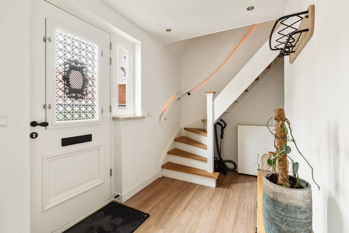 Twee-onder-één-kap te koop: Dorpsstraat 867, Oudkarspel (Gem. Dijk En Waard)