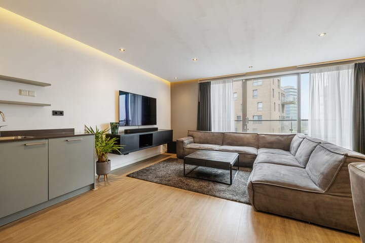 Appartement te koop: Zeeduinweg 30, Almere