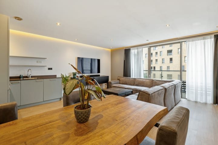 Appartement te koop: Zeeduinweg 30, Almere