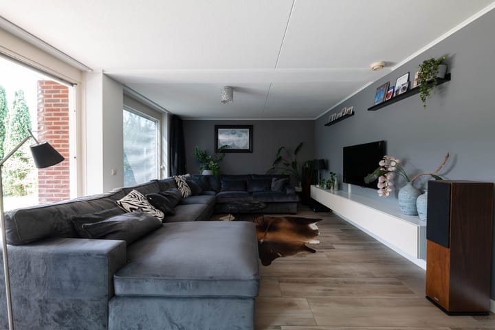 Hoekwoning te koop: Moriaanseweg Oost 120, Hellevoetsluis