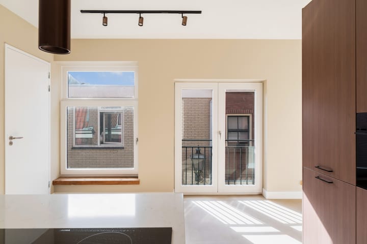 Studio te koop: Bouwelouwensteeg 52F, Leiden
