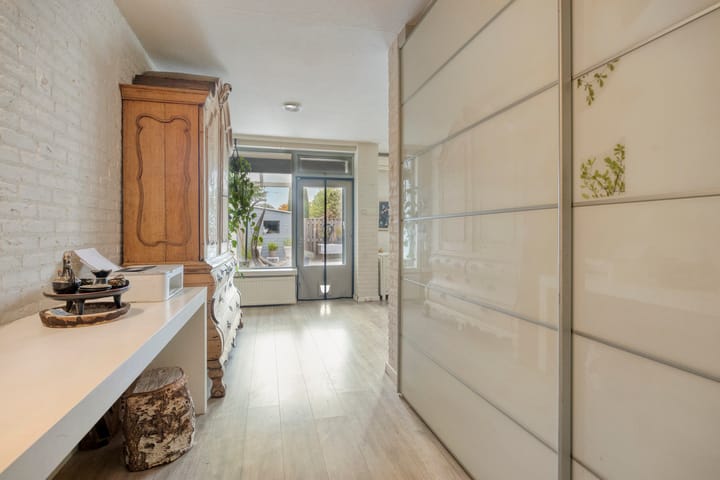 Tussenwoning te koop: Veulenerbank 5, Maastricht