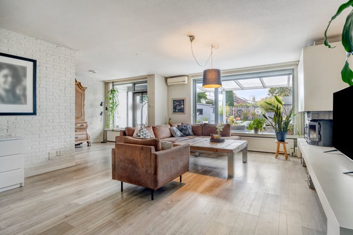 Tussenwoning te koop: Veulenerbank 5, Maastricht