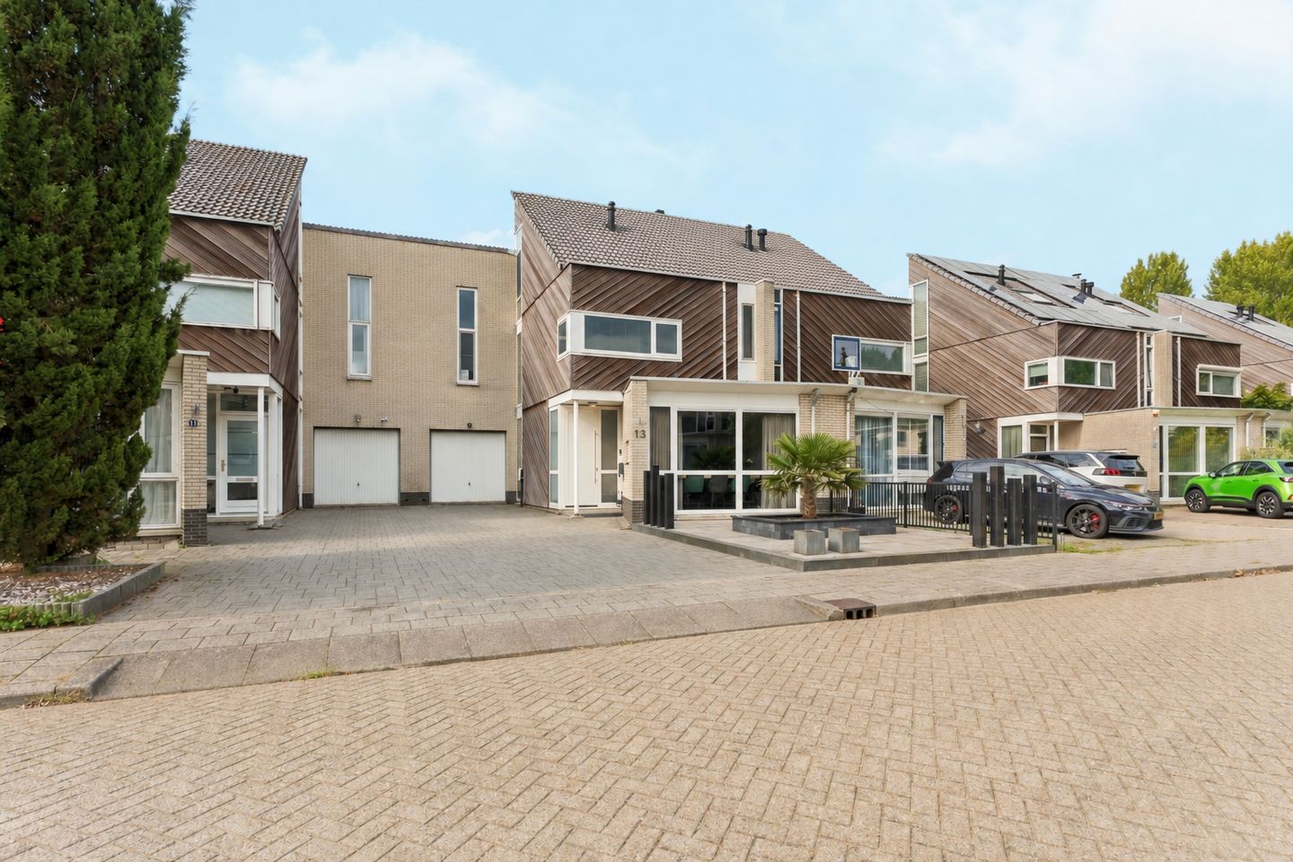 Foto 1 van Aardbeienstraat 13