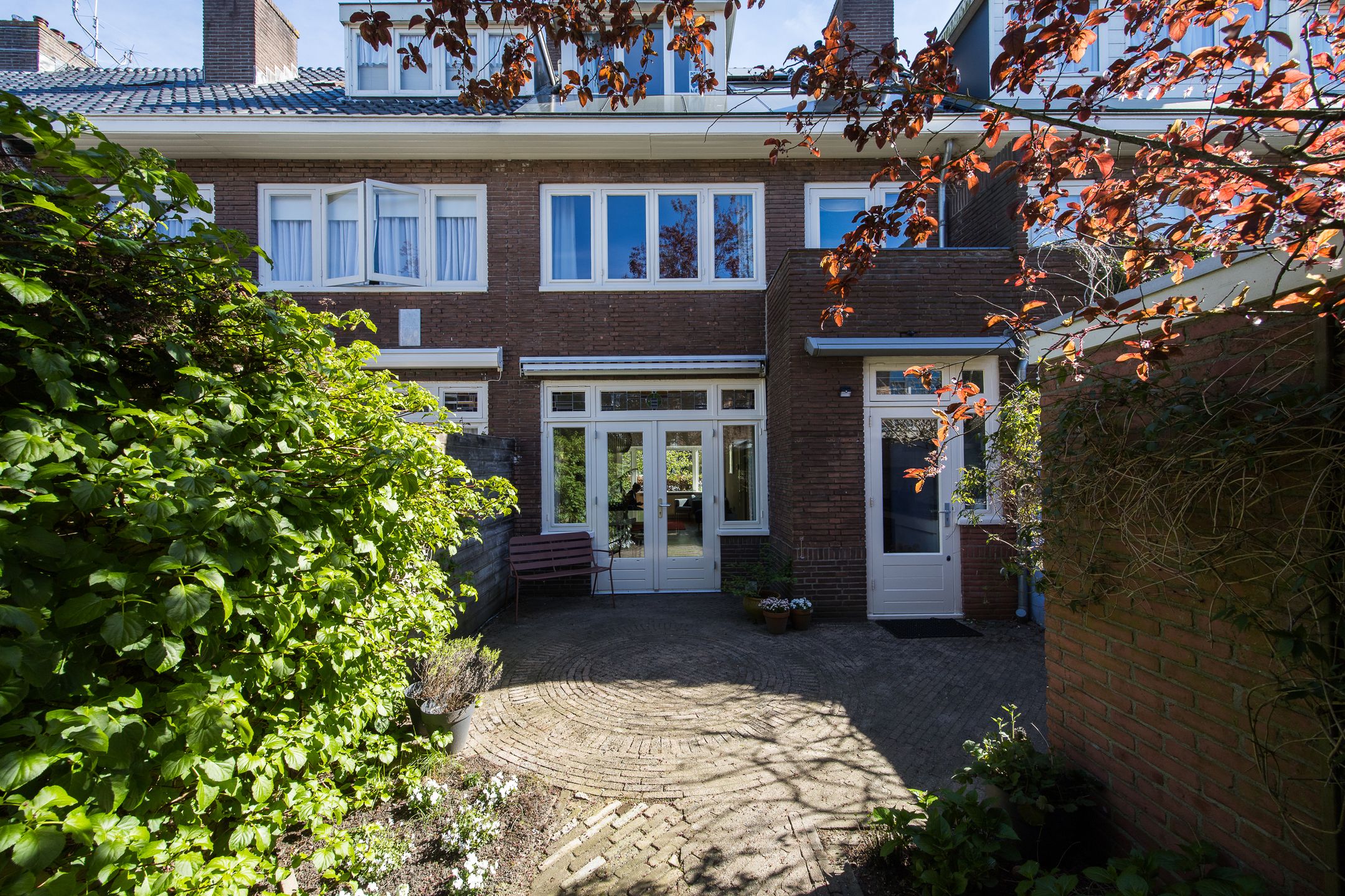 Foto 45 van Von Weberstraat 38