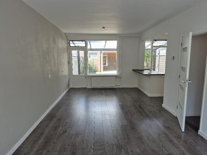 Tussenwoning te koop: Dendermondestraat 15, Breda