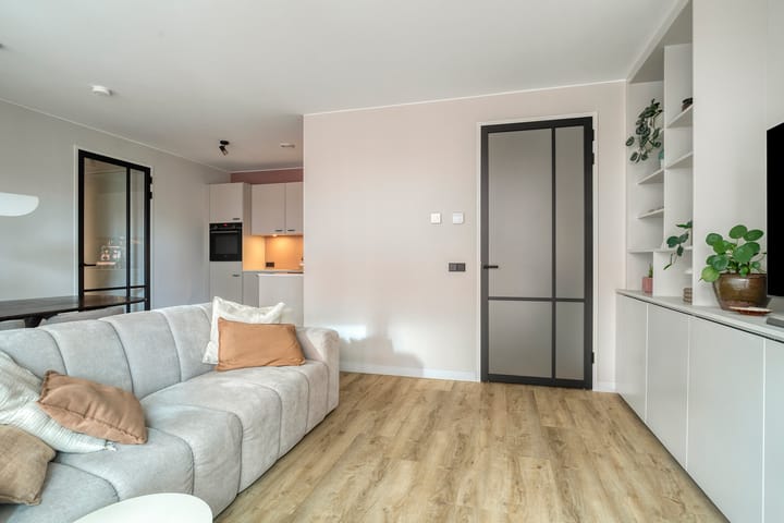 Photo 4 of Conny Stuartstraat 10