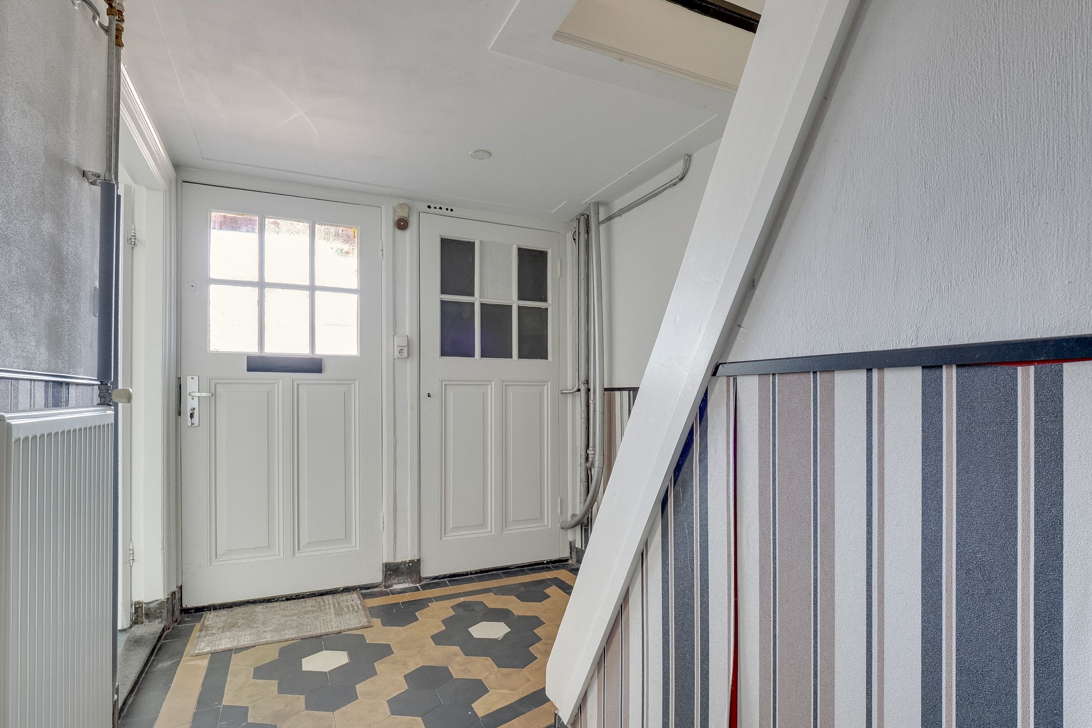 Photo 27 of Adelaarstraat 92