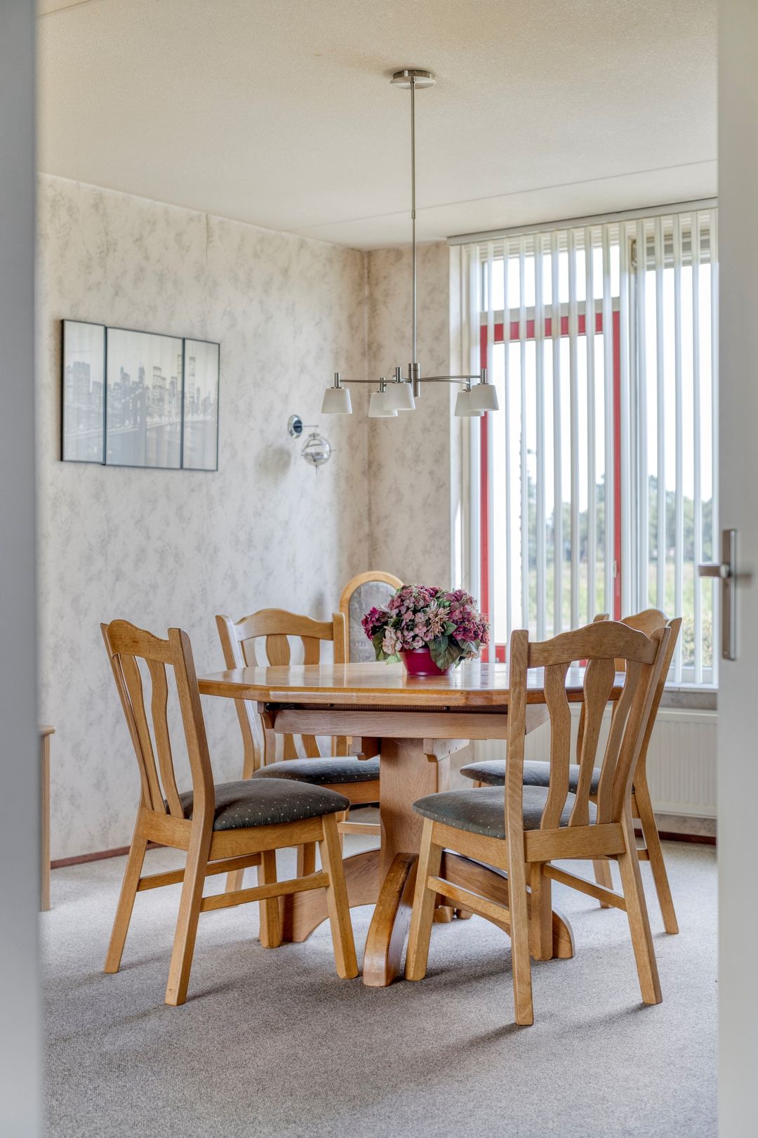 Photo 11 of Wim Sonneveldstraat 19