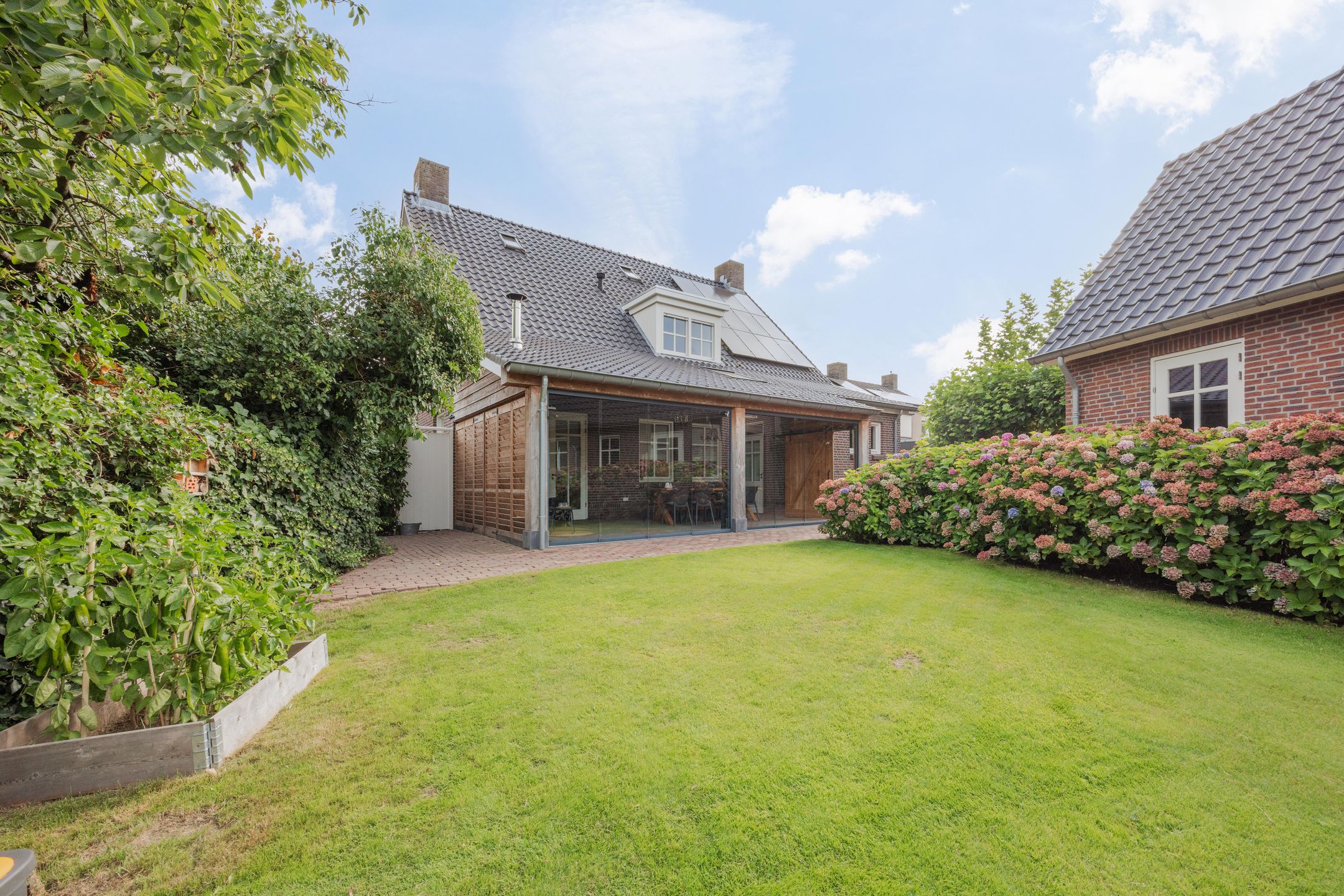 Photo 3 of Maasstraat 2-B