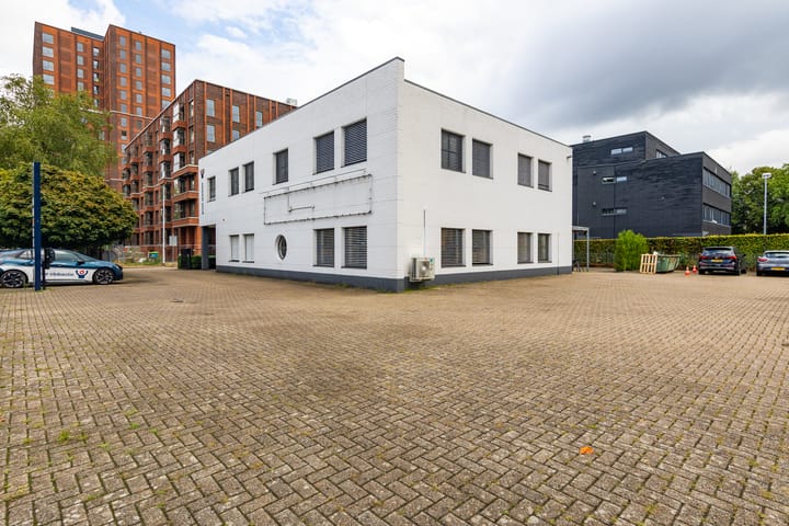 Apennijnenweg 16, Tilburg