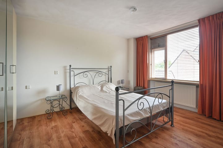 Hoekwoning te koop: Marter 2, Huizen
