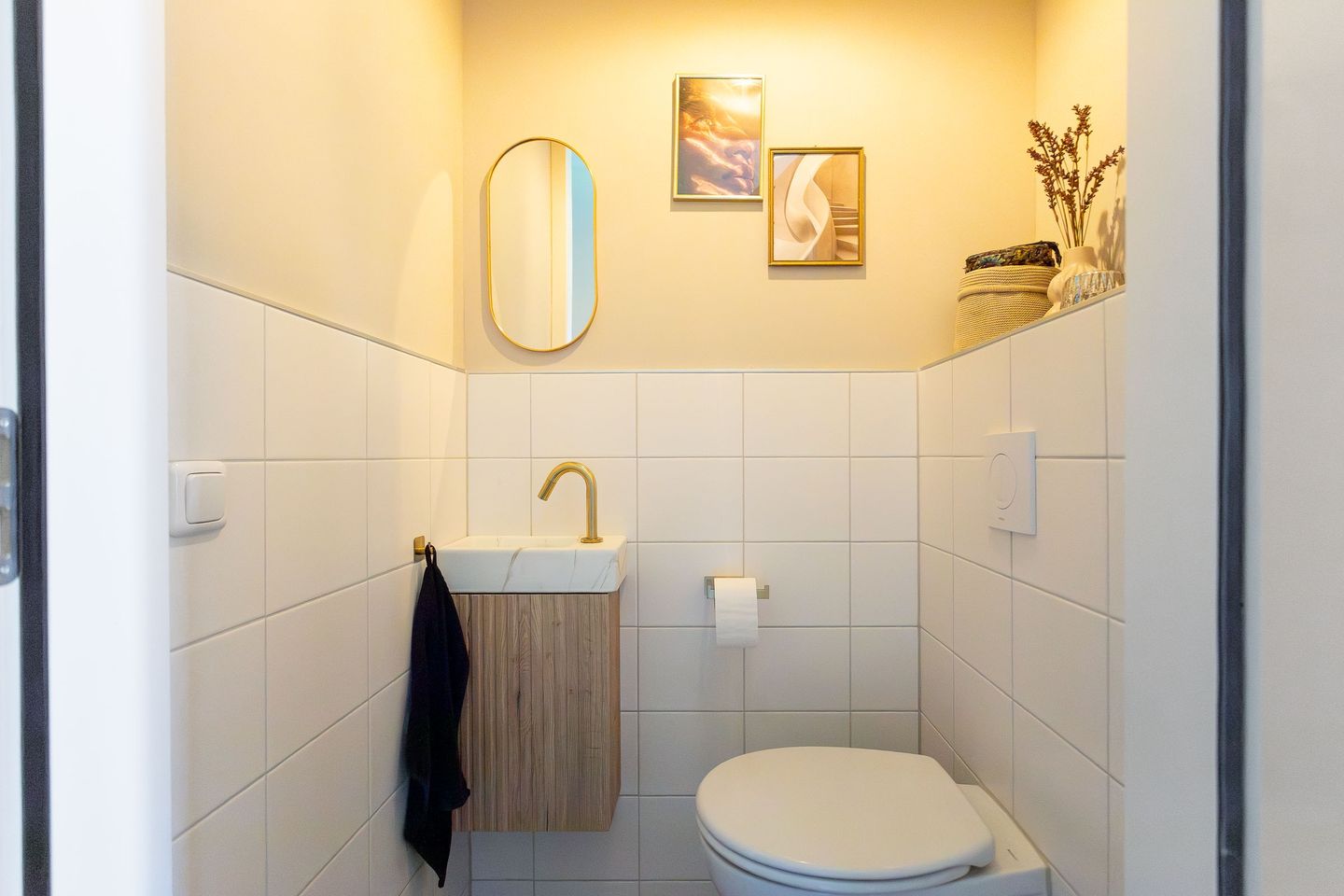 Foto 20 van Van der Veldelaan 10