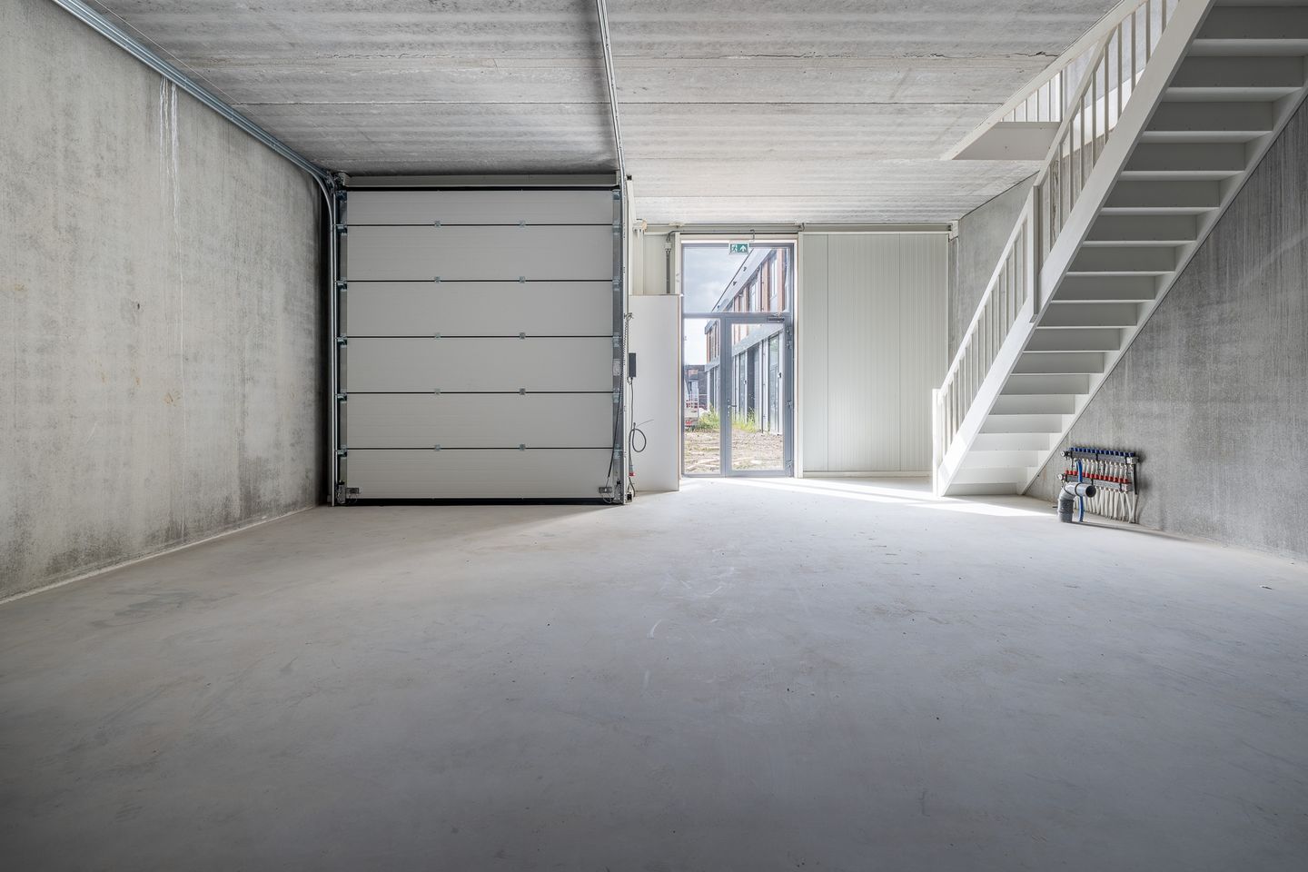 Bekijk foto 2 van Pascalstraat 8-F