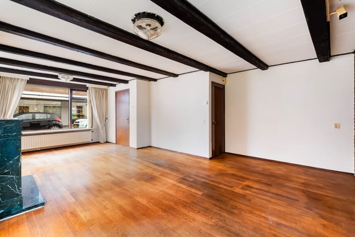 Twee-onder-één-kap te koop: van Limburg Stirumstraat 25, Noordwijk (Zh)
