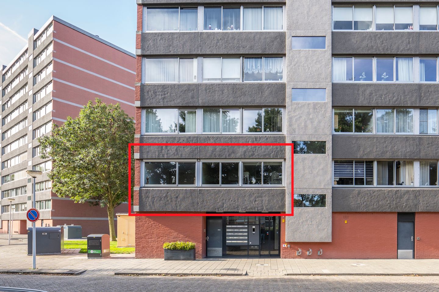 Photo 5 of P.J. Oudstraat 126