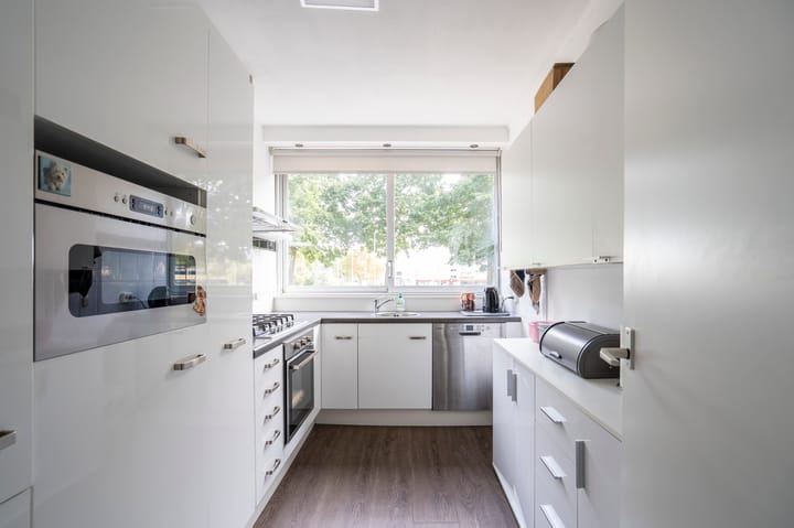 Photo 3 of P.J. Oudstraat 126