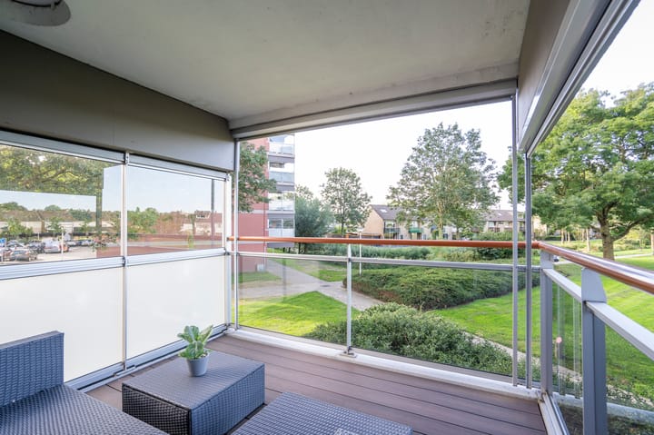 Photo 4 of P.J. Oudstraat 126
