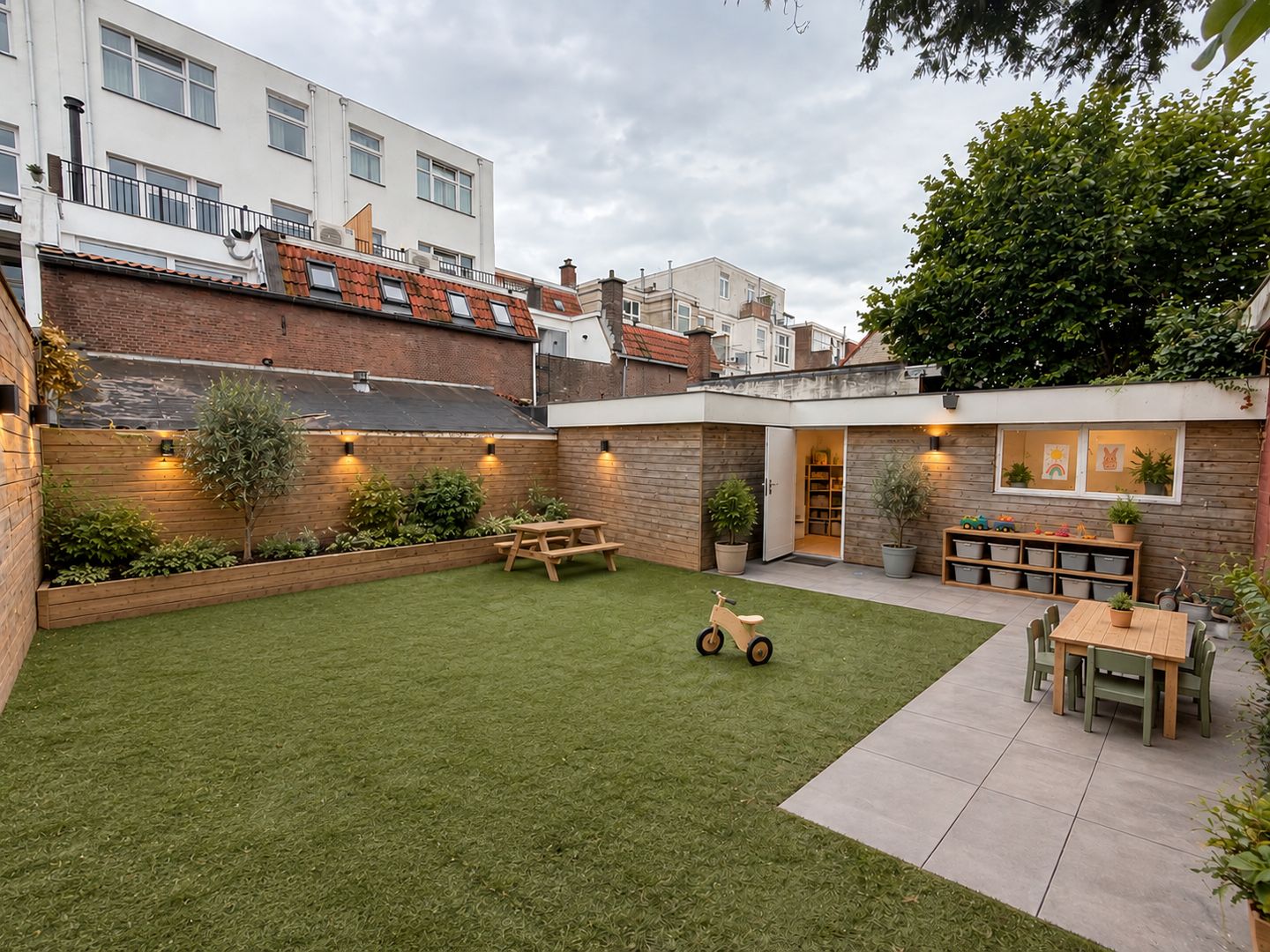 View photo 3 of Newtonstraat 411-A