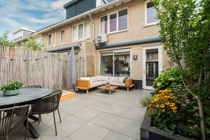 Tussenwoning te koop: Zwarte Meerstraat 1, Berkel En Rodenrijs