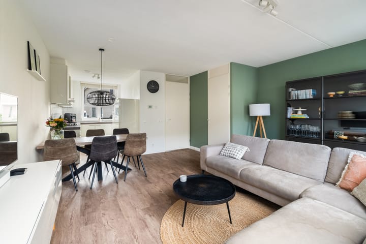 Tussenwoning te koop: Zwarte Meerstraat 1, Berkel En Rodenrijs