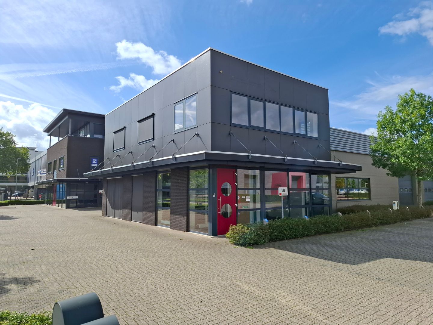 Bekijk foto 2 van Heinz Moormannstraat 1-b
