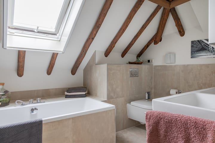 Vrijstaande woning te koop: Dorpsstraat 15, Watergang