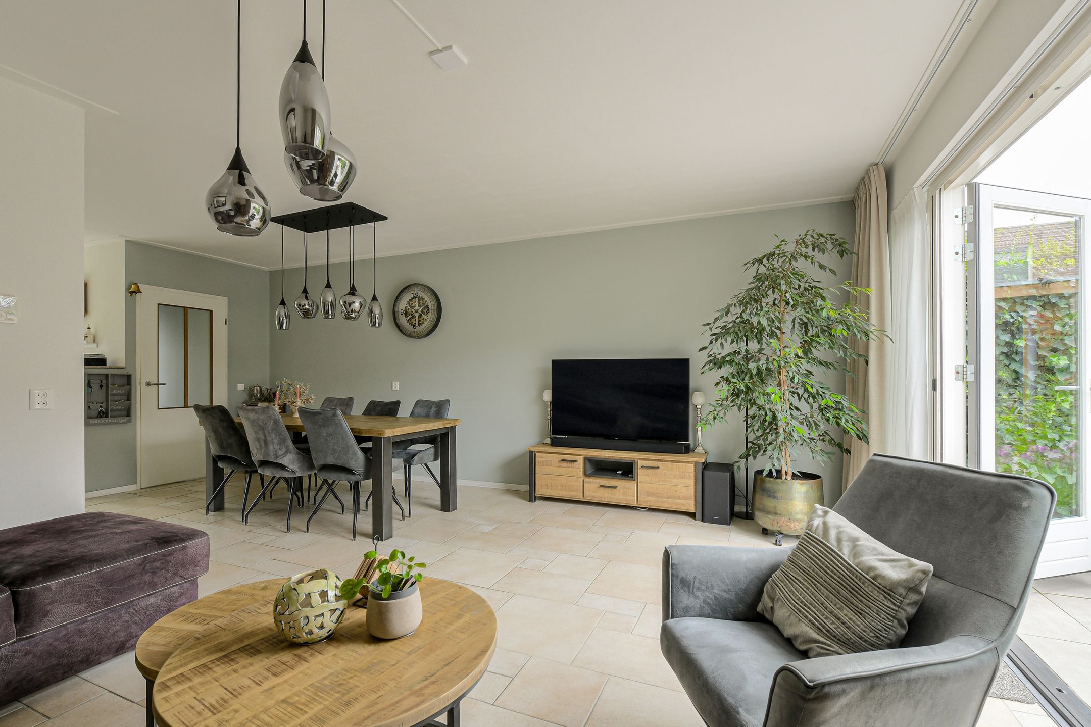 Photo 3 of Roemer Visscherstraat 23