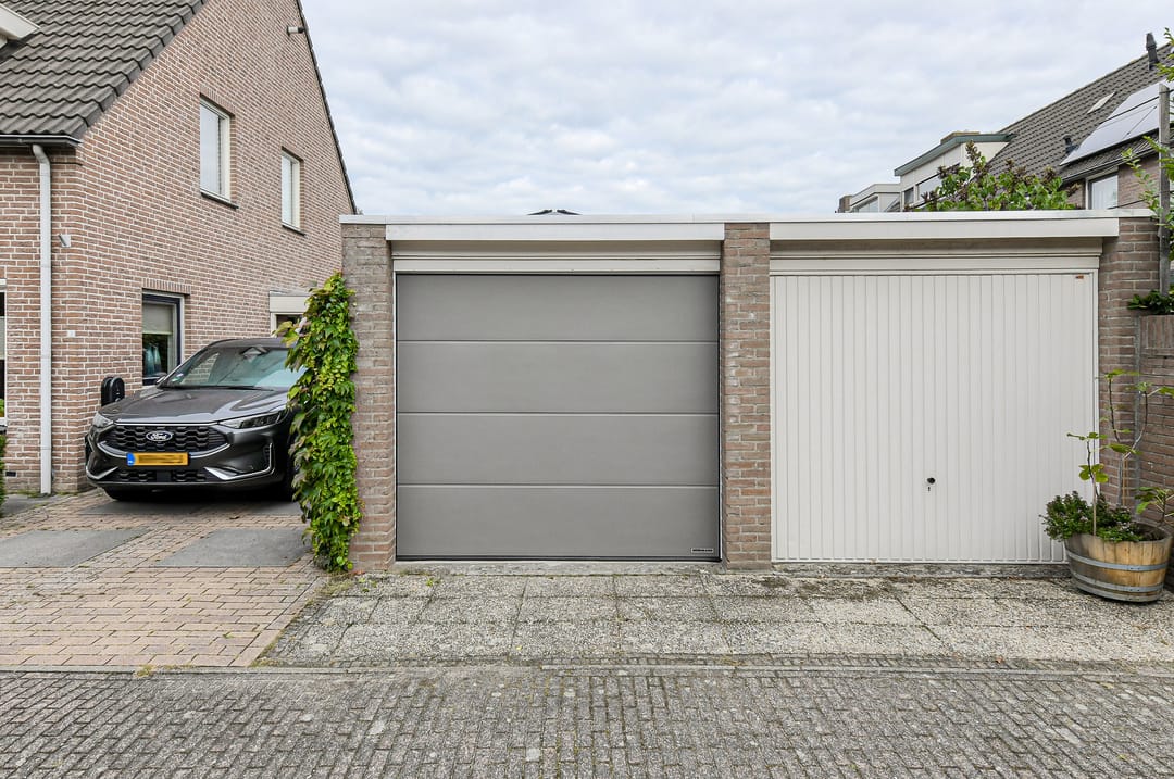 Photo 52 of Roemer Visscherstraat 23