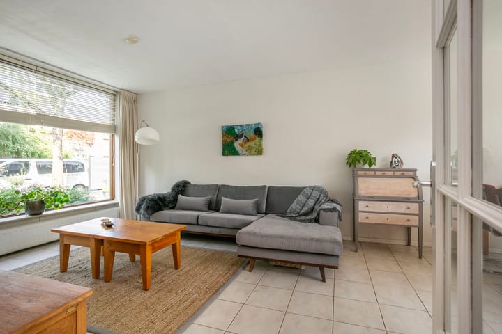 Tussenwoning te koop: Evertsenstraat 8, De Meern