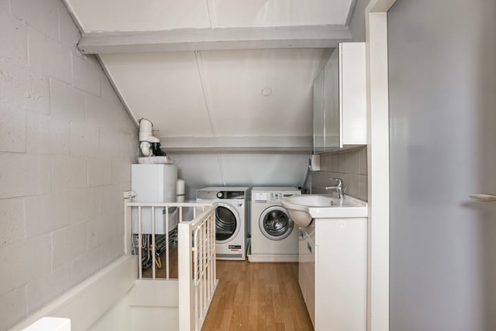 Tussenwoning te koop: Evertsenstraat 8, De Meern