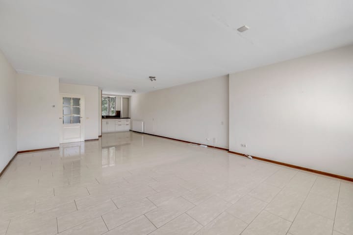 Tussenwoning te koop: Vloedlijn 53, Hellevoetsluis