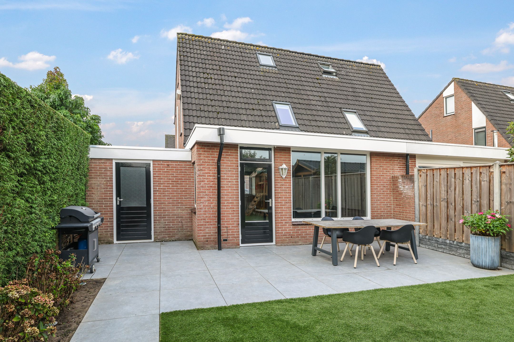 Photo 30 of Schoutstraat 16