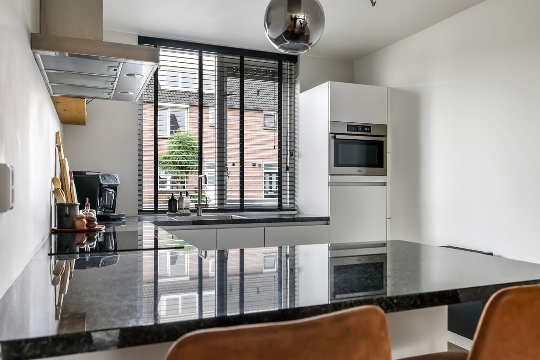 Photo 23 of Schoutstraat 16