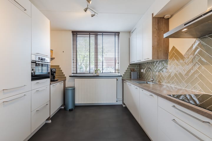Foto 4 van De Jongstraat 39