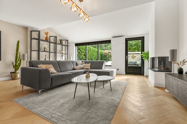 Tussenwoning te koop: Vlowijkerpolder 10, De Meern